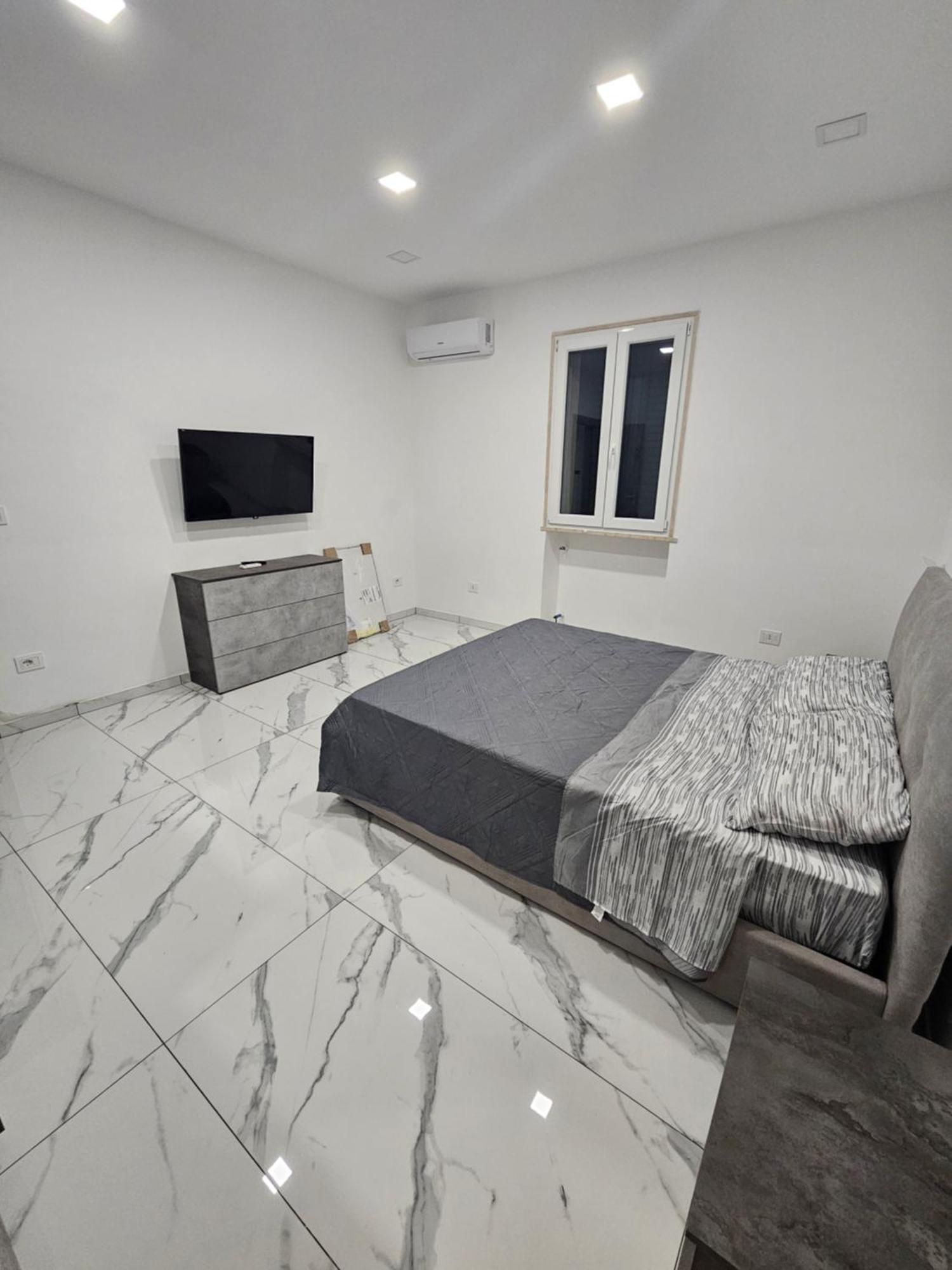 Sweet Home Brindisi Bagian luar foto