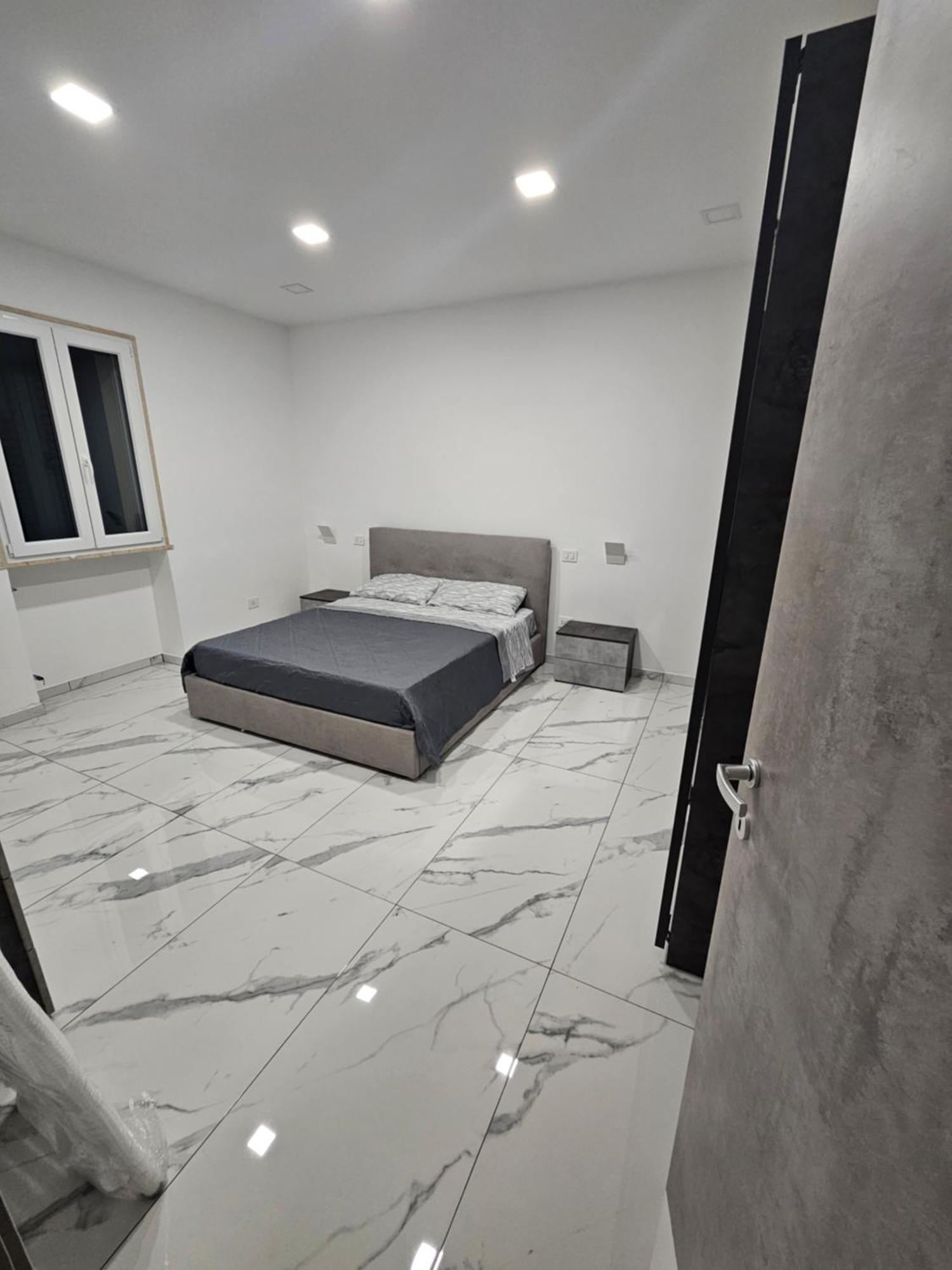 Sweet Home Brindisi Bagian luar foto