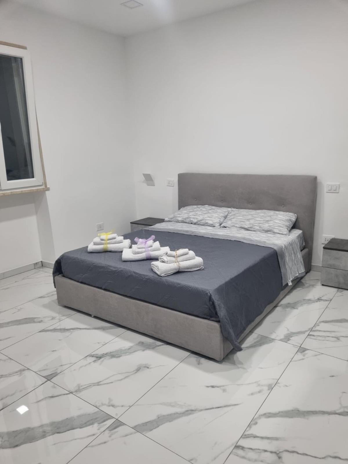 Sweet Home Brindisi Bagian luar foto